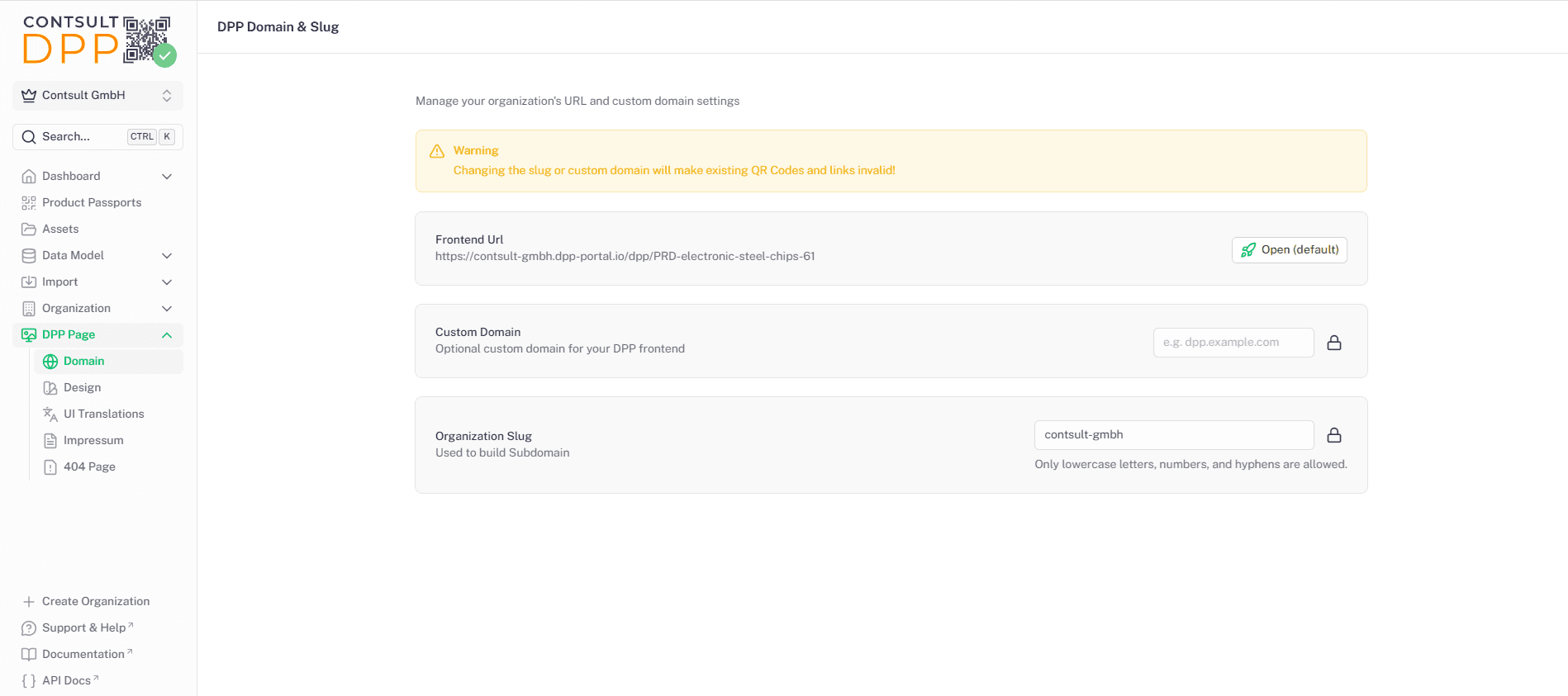 Domain-Einstellungen mit Frontend URL, Custom Domain und Organization Slug